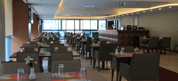 nearport hotel