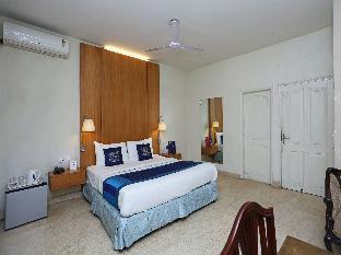 Hotel Gem 92 Residency,Near Lotus Temple,4 star