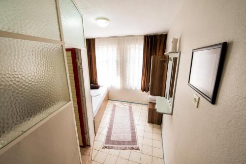 yellow rose pansiyon