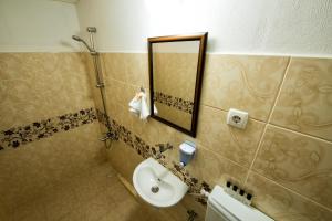 yellow rose pansiyon