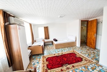 yellow rose pansiyon