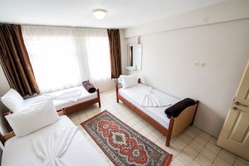 yellow rose pansiyon