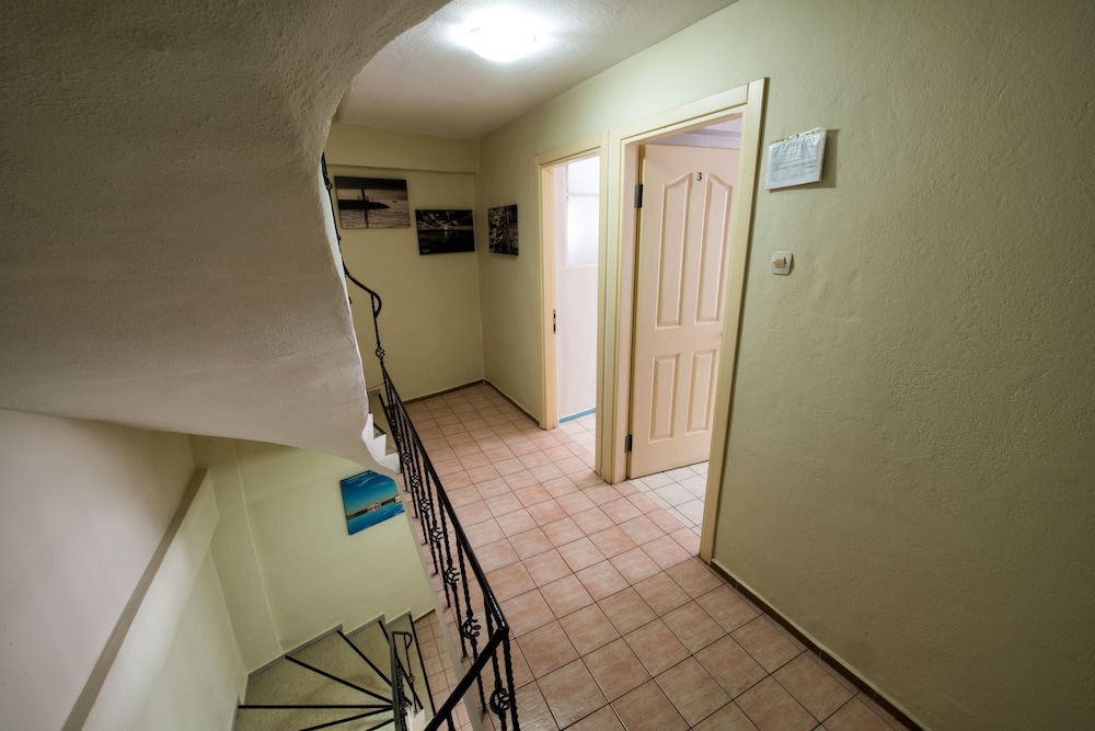 yellow rose pansiyon