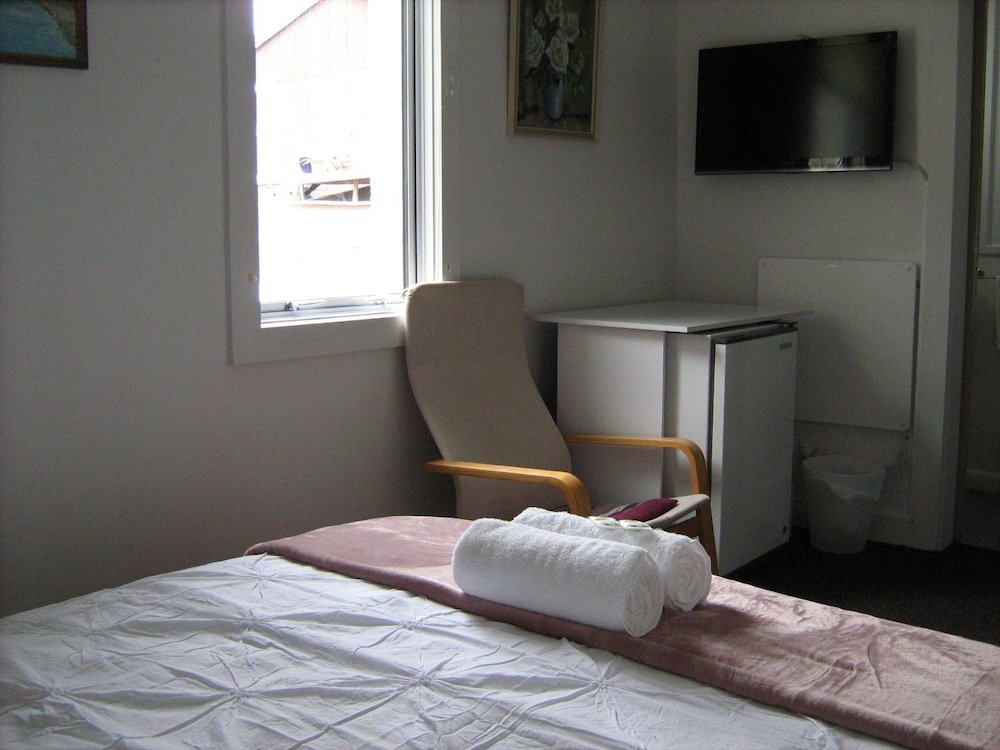 downtown backpackers