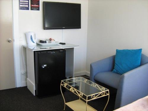 downtown backpackers