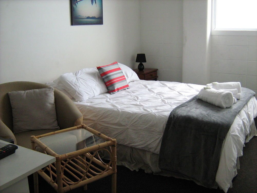 downtown backpackers