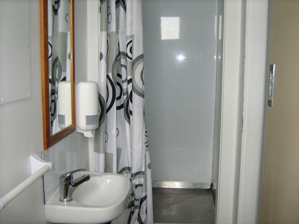 Downtown Backpackers,Nelson Region>>Nelson,2 star