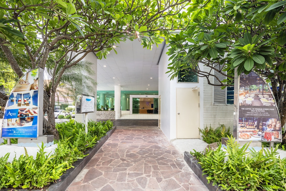 a one new wing hotel