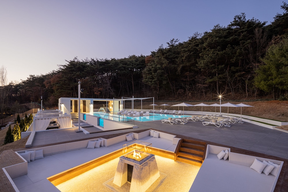the suites hotel namwon