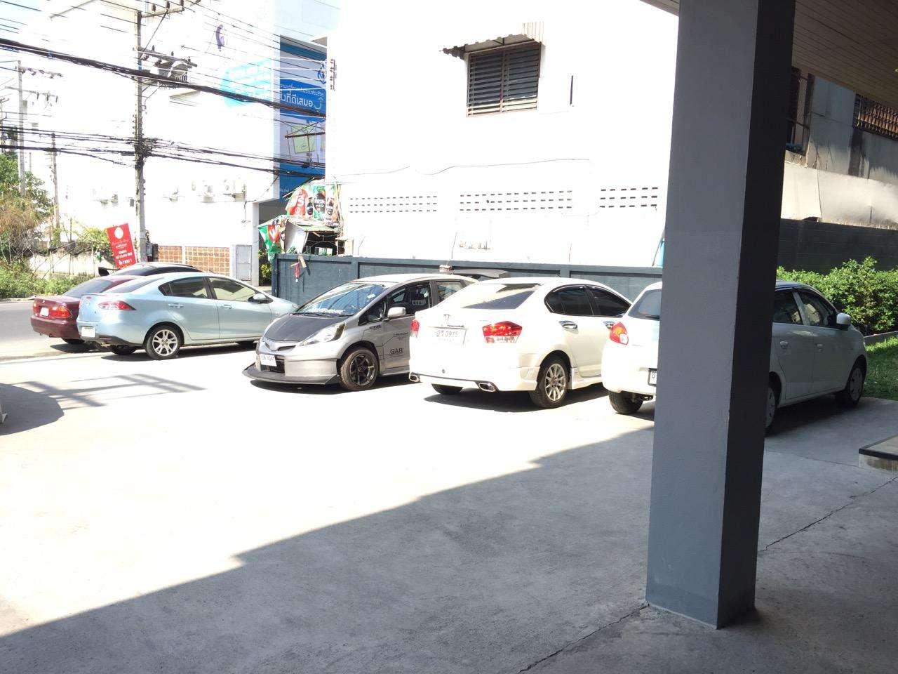 rinrada loft resident