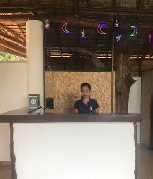 Vivi Bungalows Resort,Nai Harn Beach>>Karon,3.5 star