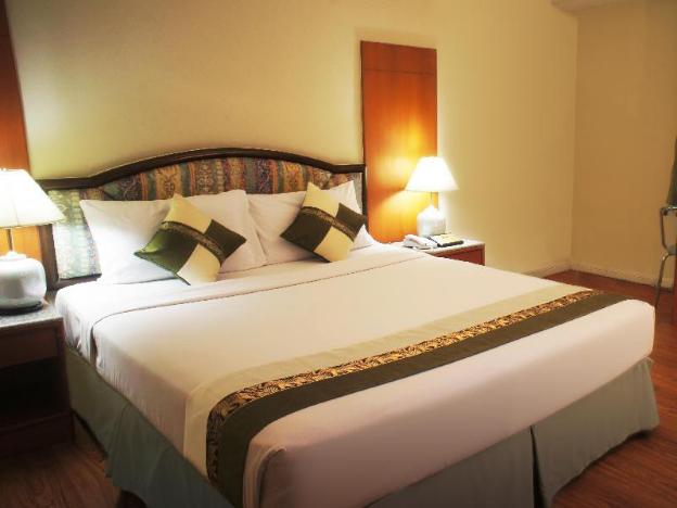 lee gardens plaza hotel hat yai