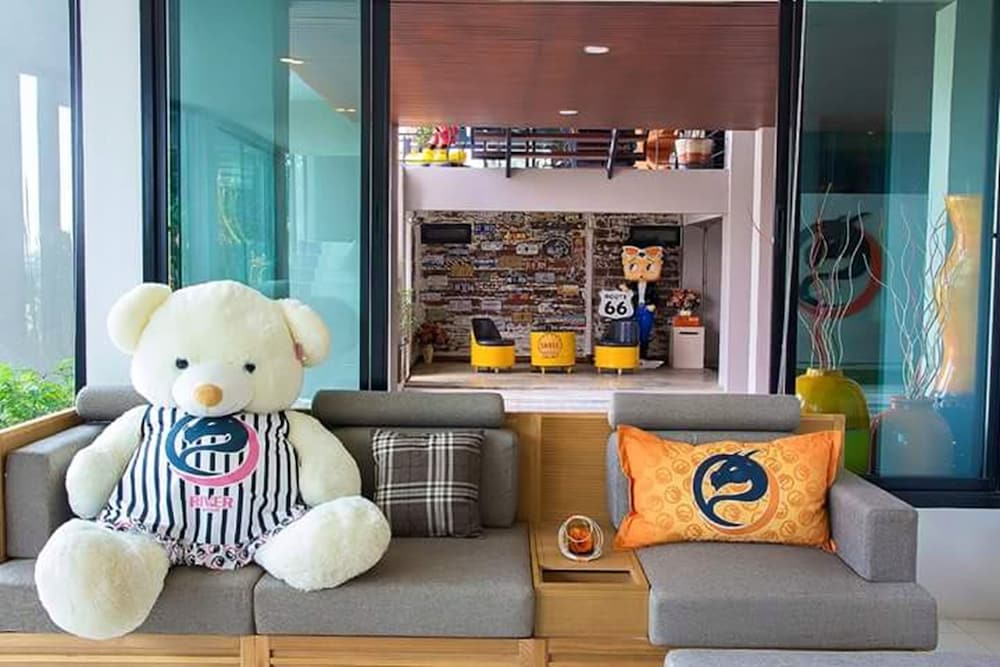 dragon river avenue hotel