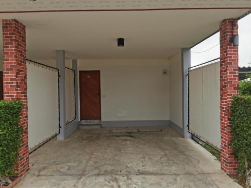 happy field resort cha am