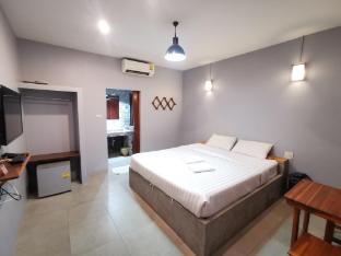 happy field resort cha am