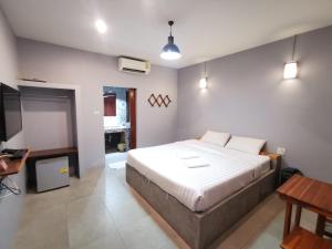 happy field resort cha am