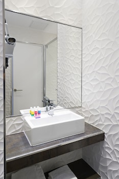 hotel les jardins de montmartre