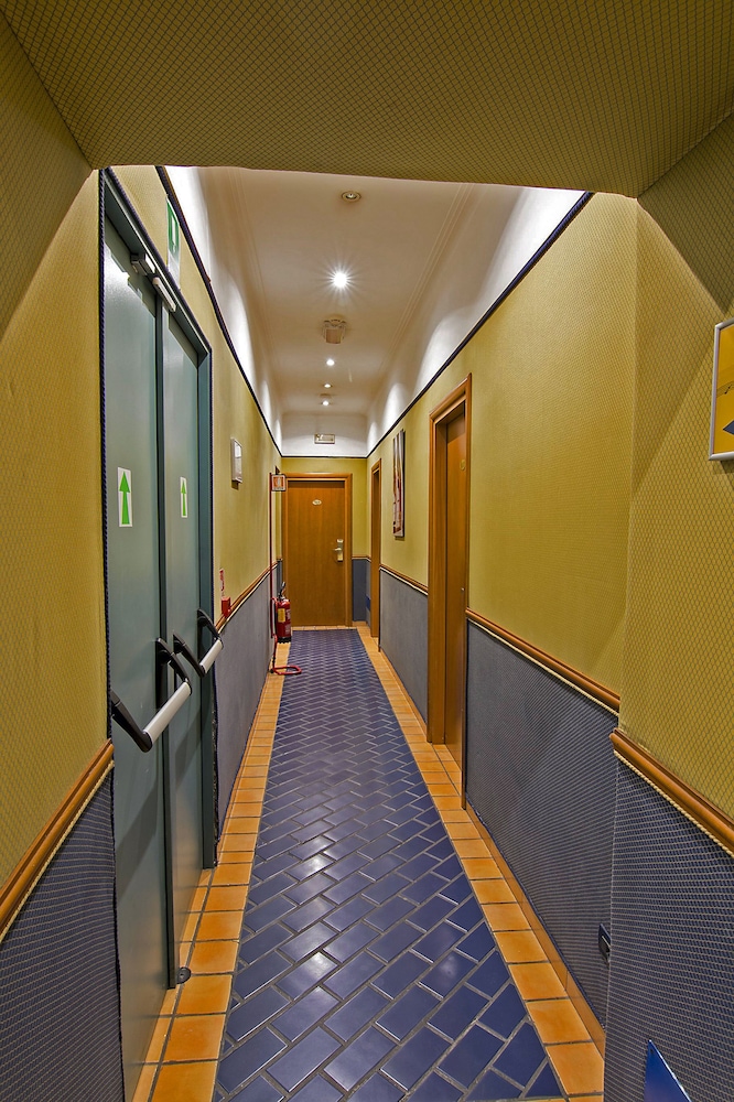 hotel lirico