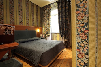 hotel lirico