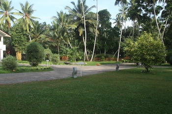 oreeka katunayake airport transit hotels