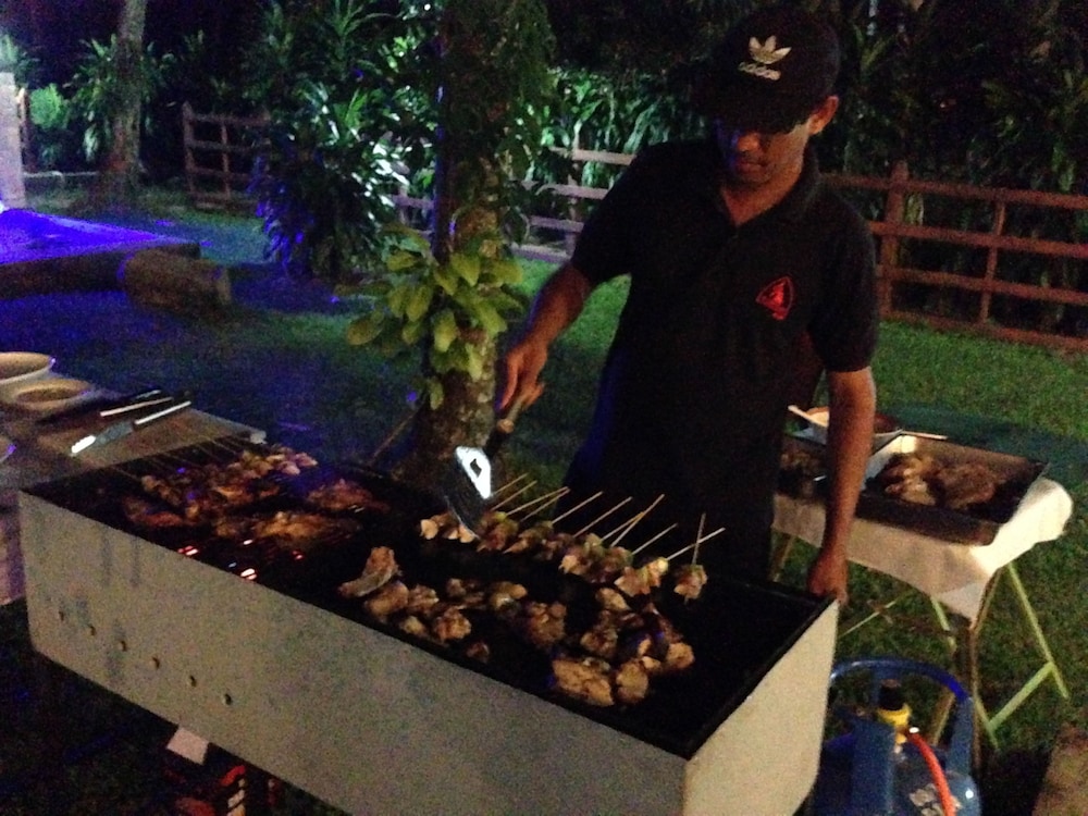 oreeka katunayake airport transit hotels