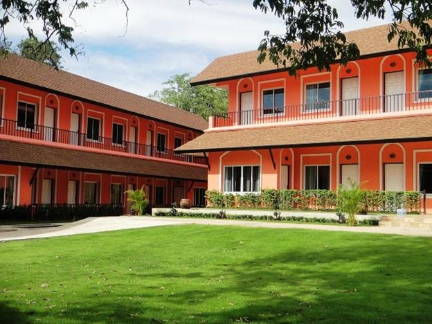 aurora resort kanchanaburi