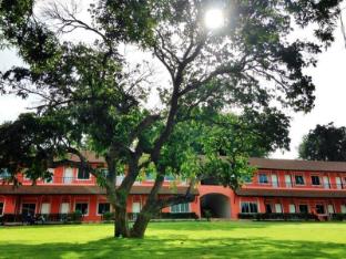 aurora resort kanchanaburi