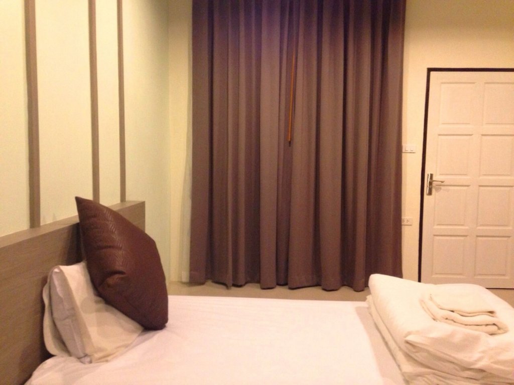 aurora resort kanchanaburi