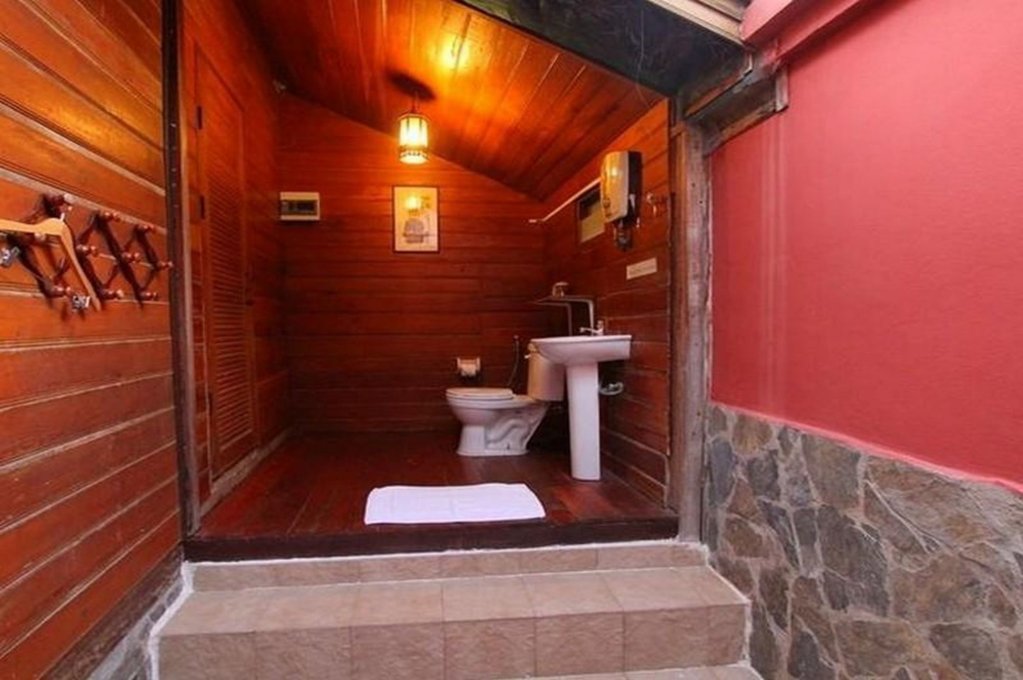 aurora resort kanchanaburi