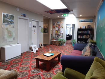 ariki backpackers