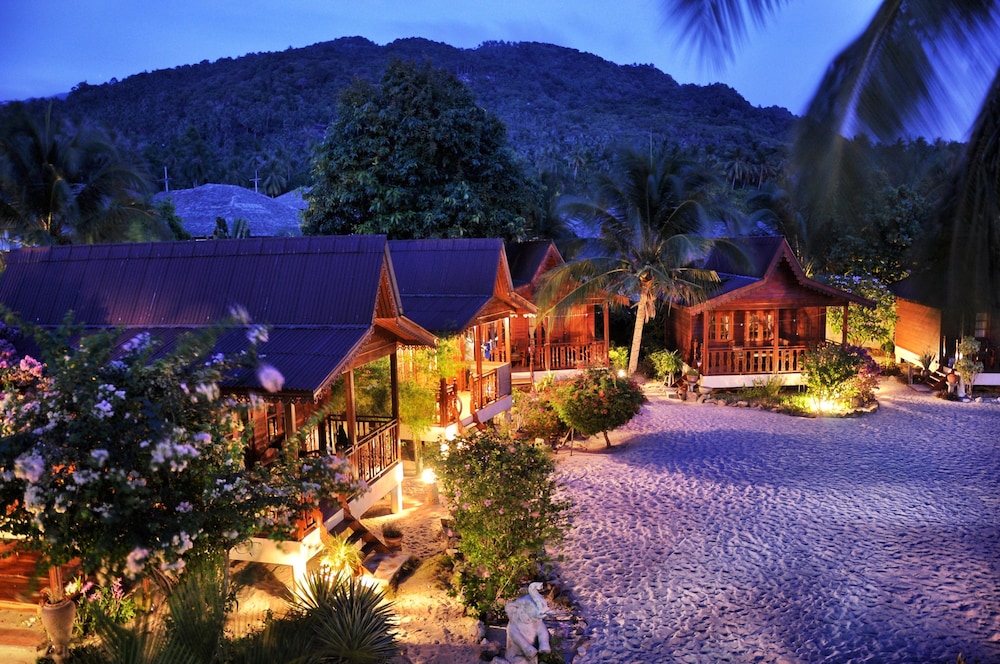 phangan rainbow bungalows