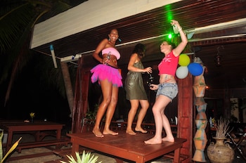 phangan rainbow bungalows