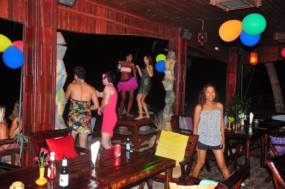phangan rainbow bungalows