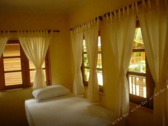 phangan rainbow bungalows
