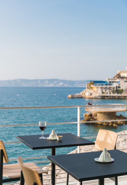 les bords de mer fontenille collection