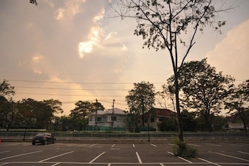 marigold ramkhamhaeng boutique apartment