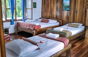 Hotel La Isla Inn,Cocles>>Cahuita,3 star