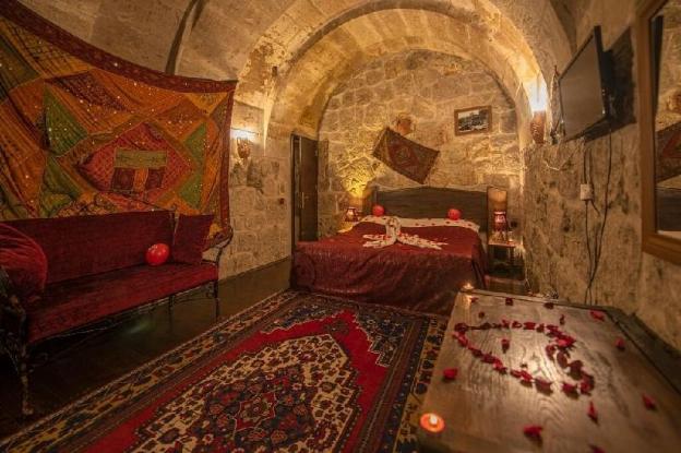 cappadocia ihlara mansions and caves