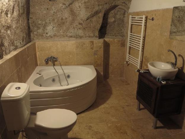 cappadocia ihlara mansions and caves