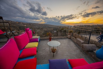 cappadocia ihlara mansions and caves