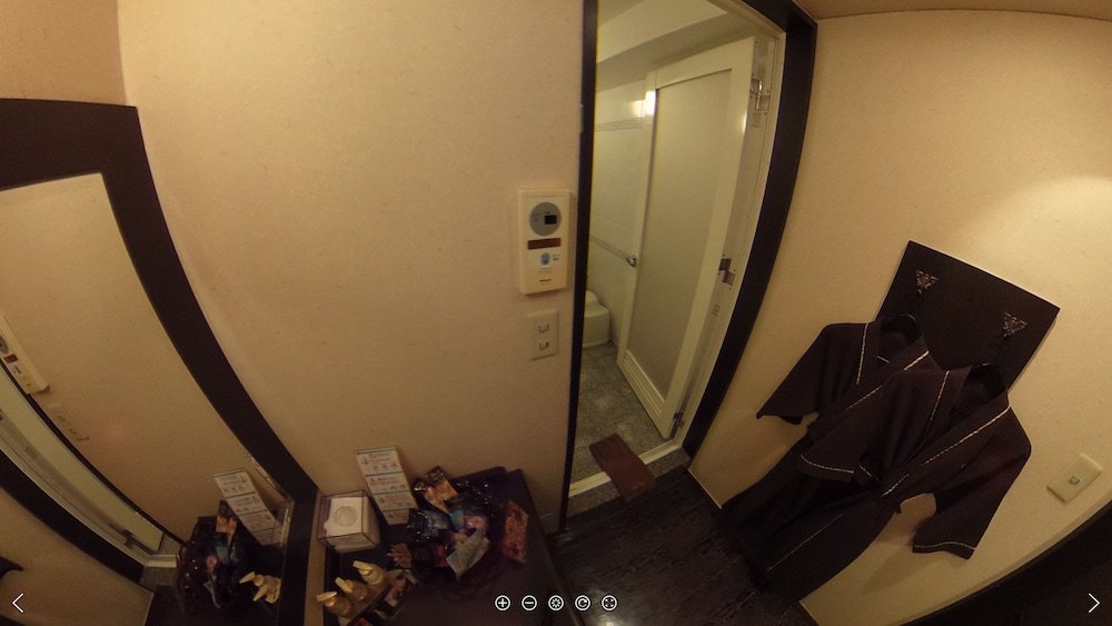 hotel cache adults only