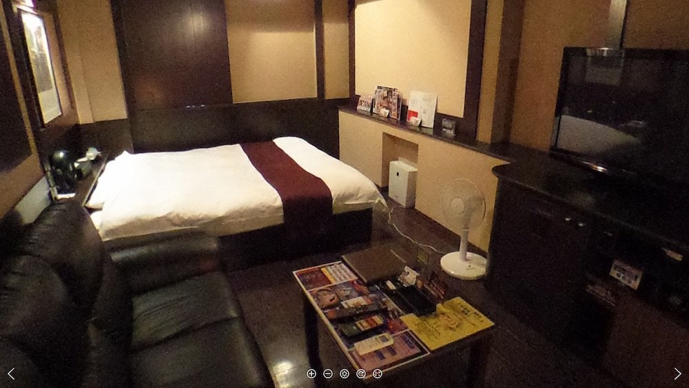 hotel cache adults only