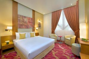 City Seasons Towers,Bur Dubai>>Al Karama,4 star