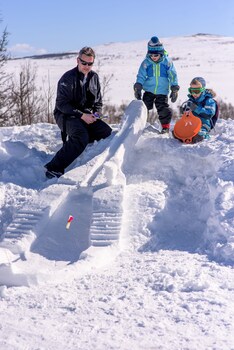 torsetlia fjellstue og hyttegrend