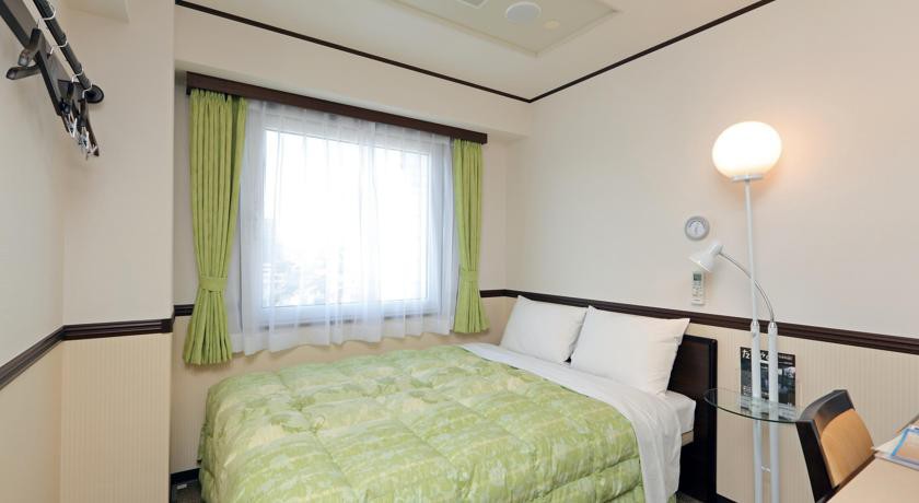 toyoko inn hiroshima eki minami guchi migi