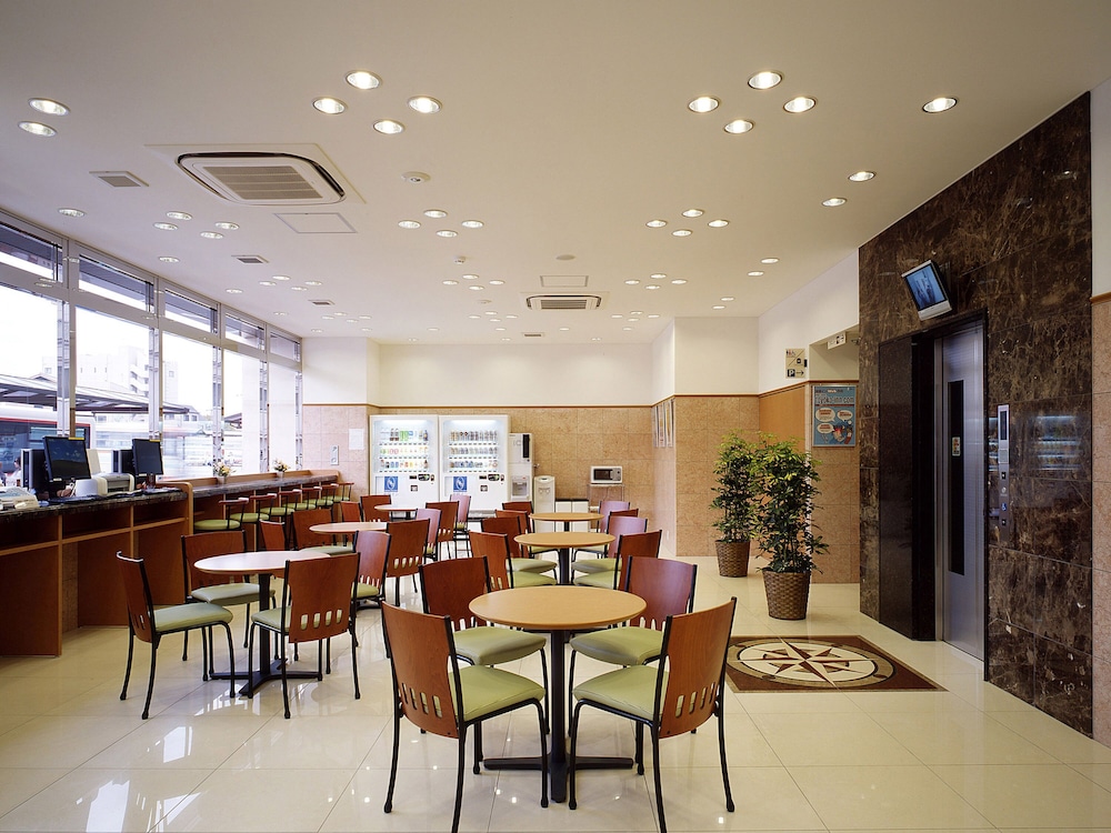 toyoko inn hiroshima eki minami guchi migi