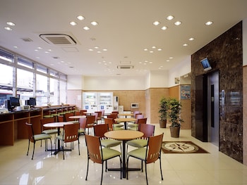 toyoko inn hiroshima eki minami guchi migi