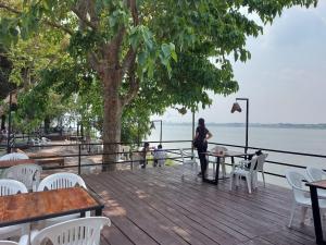 pilgrims kitchen and inn