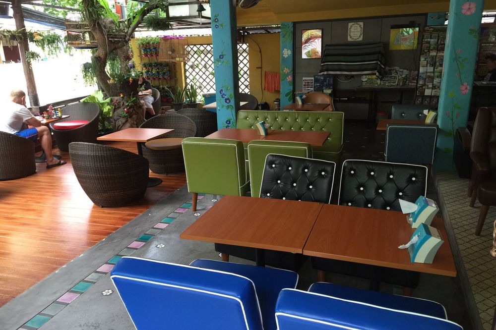 chiang mai thai house