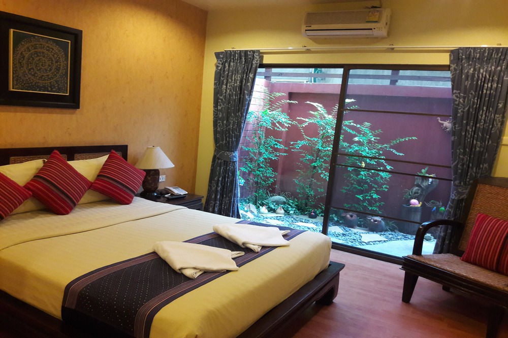 chiang mai thai house